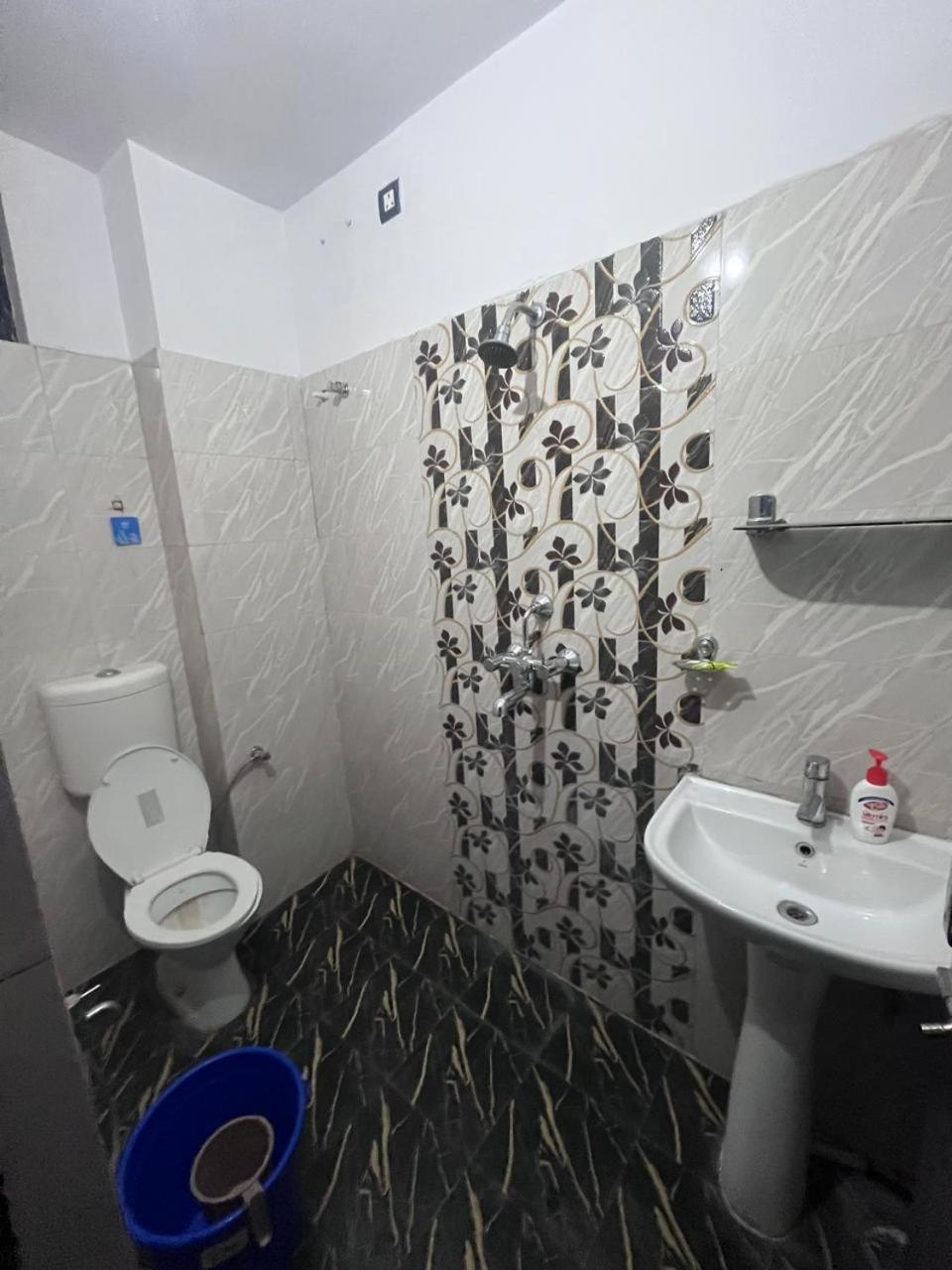 Kashi Anadam Bnb Varanasi Bagian luar foto